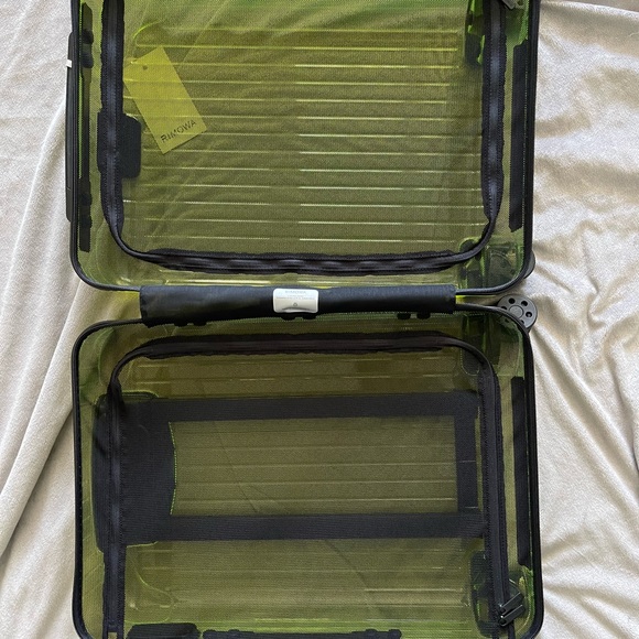 Rimowa SUITCASE - Picture 3 of 9